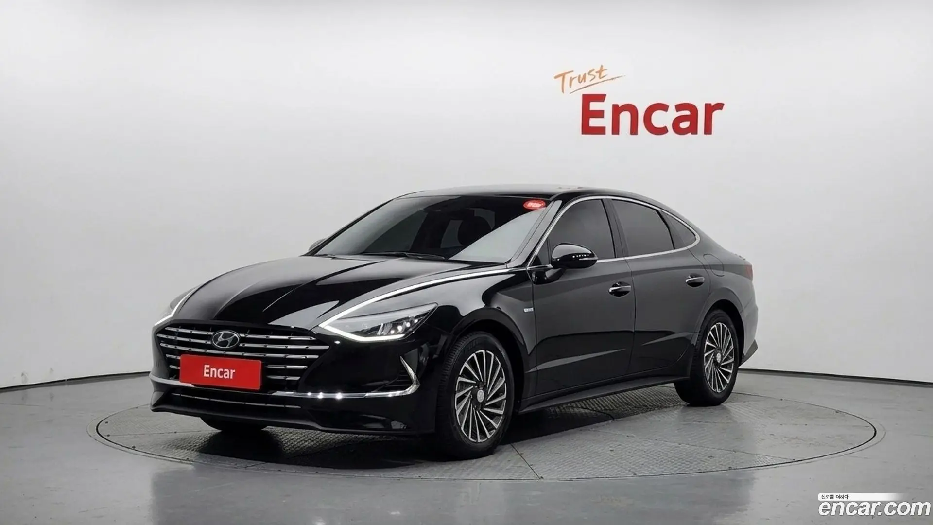 Main__Slider__Photo:Sonata Hyundai 2019.8-0
