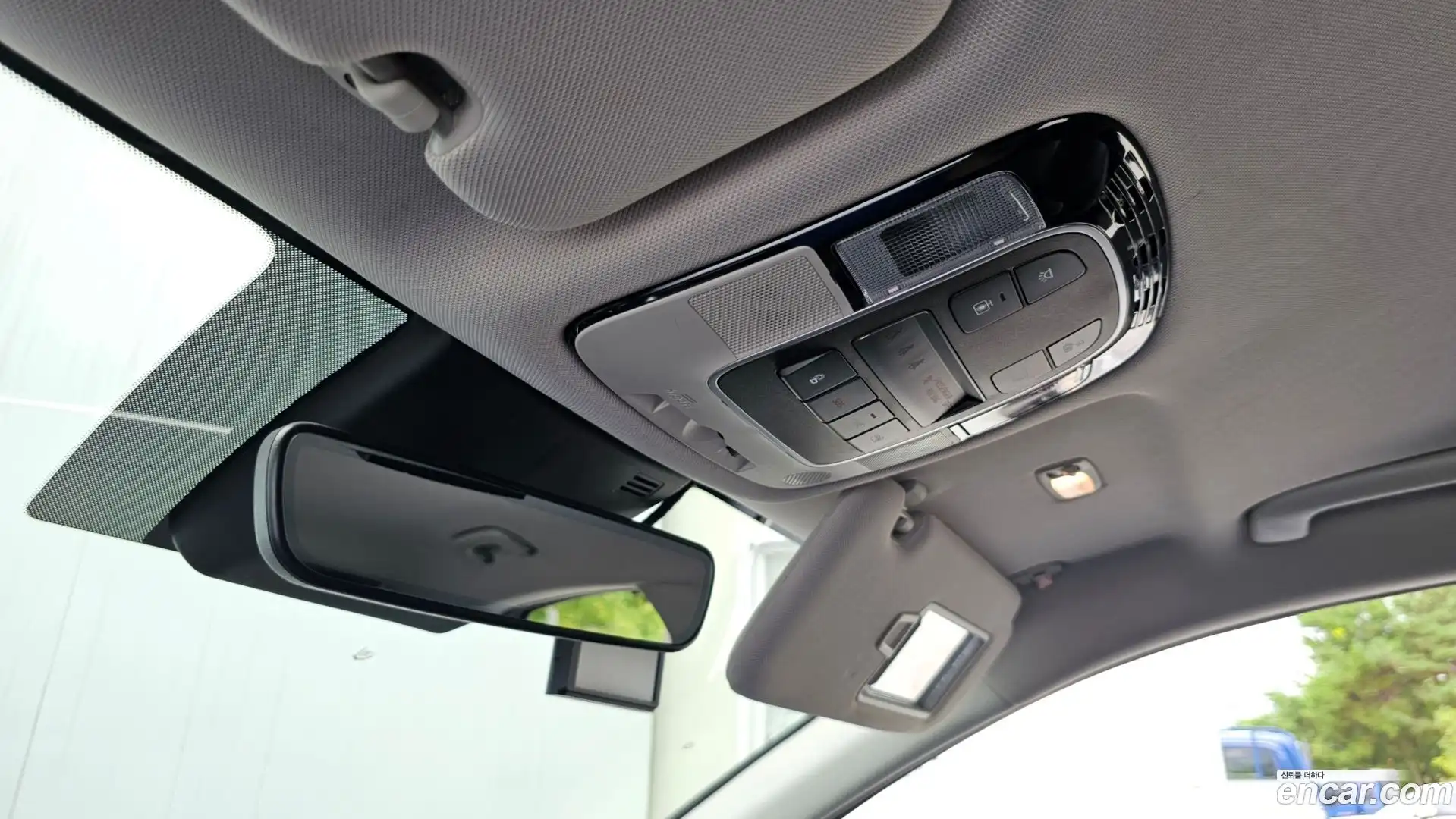 Sonata Hyundai 2019.8-OPTION-023