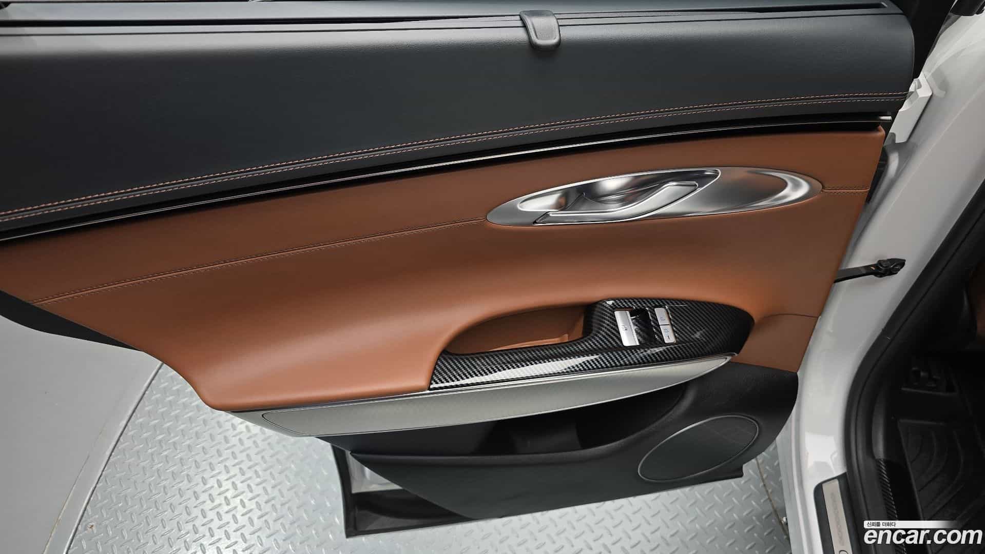 GV70 Genesis 2021.6-INNER-035