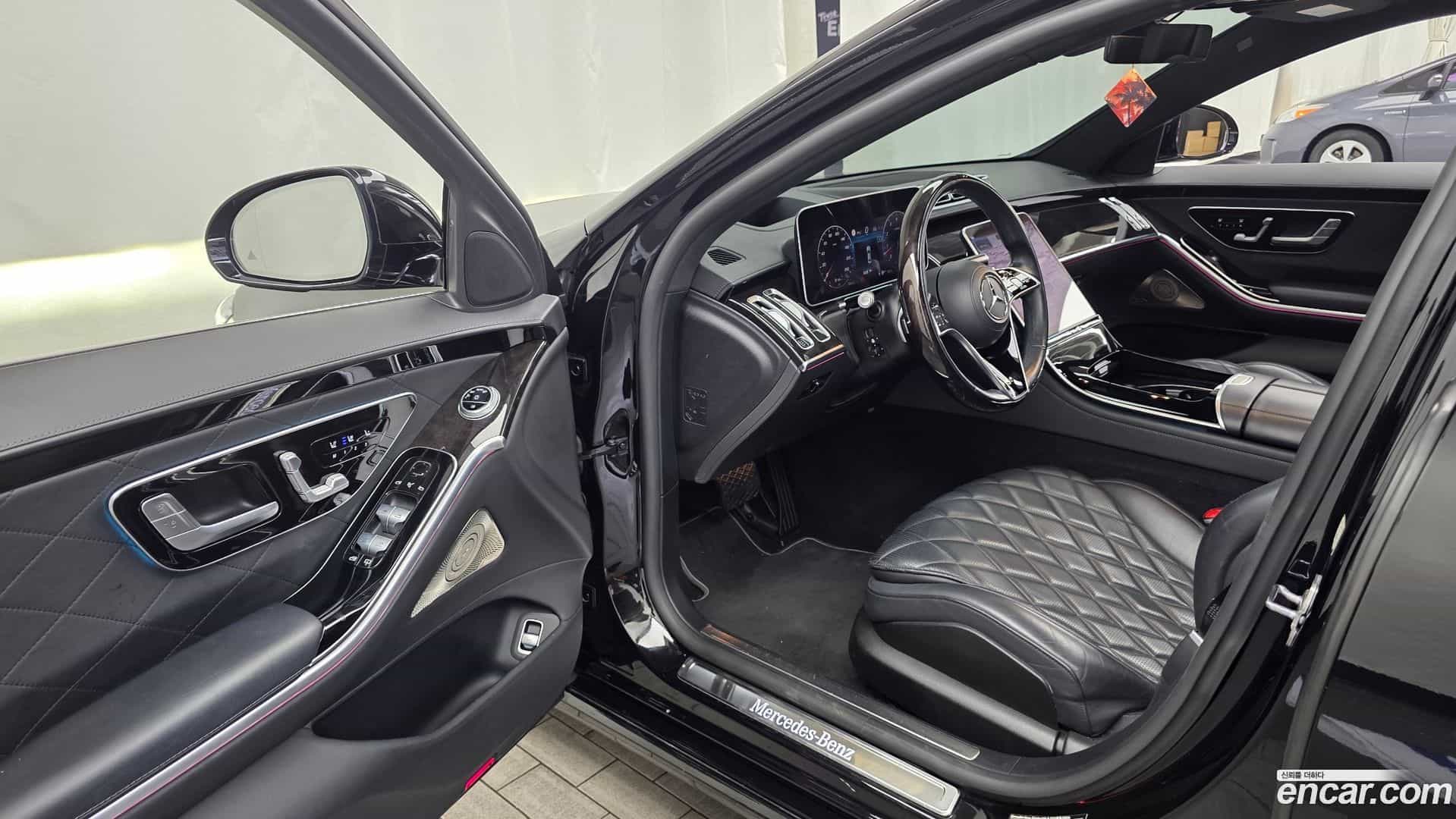 S-Class Mercedes-Benz 2021.9-INNER-010