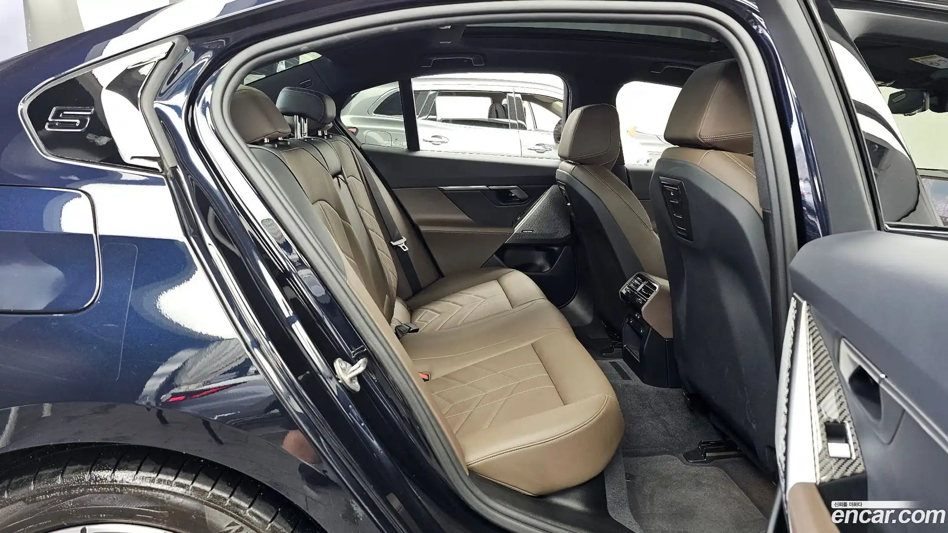 5-Series BMW 2024.1-OPTION-016