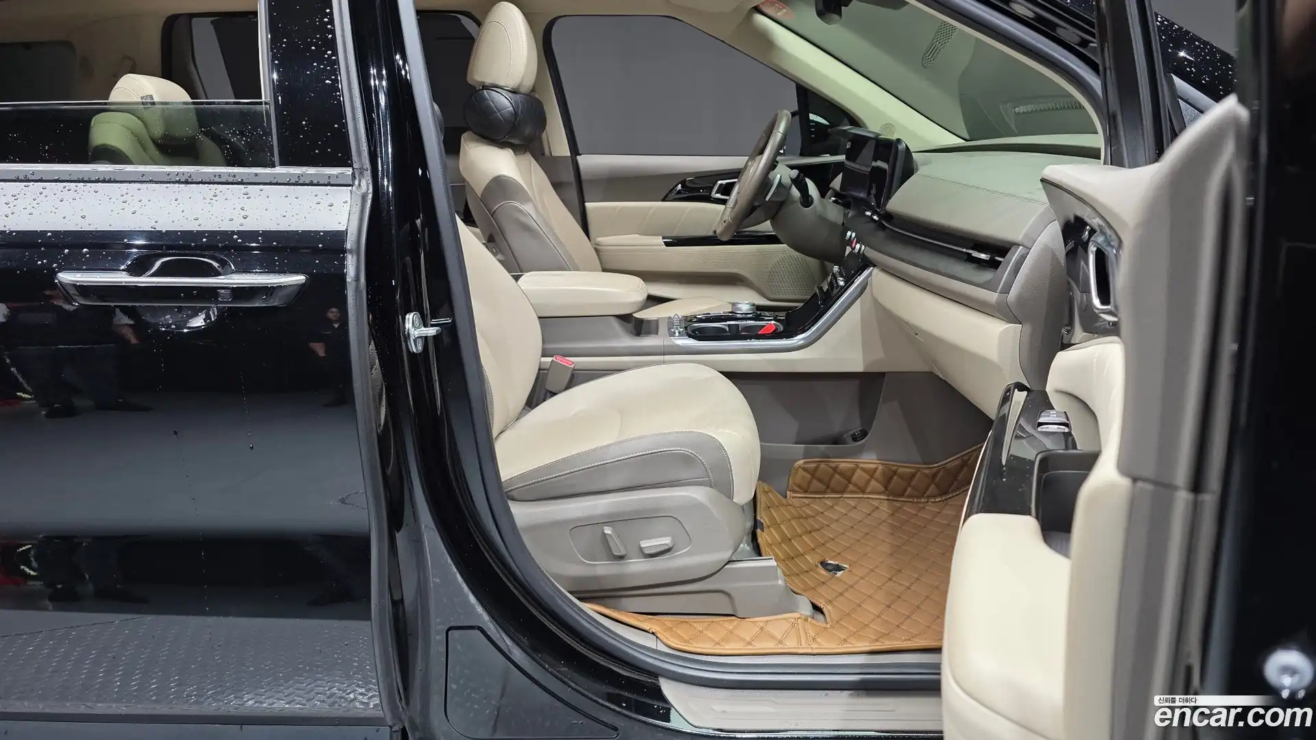 Canival Kia 2022.6-OPTION-015