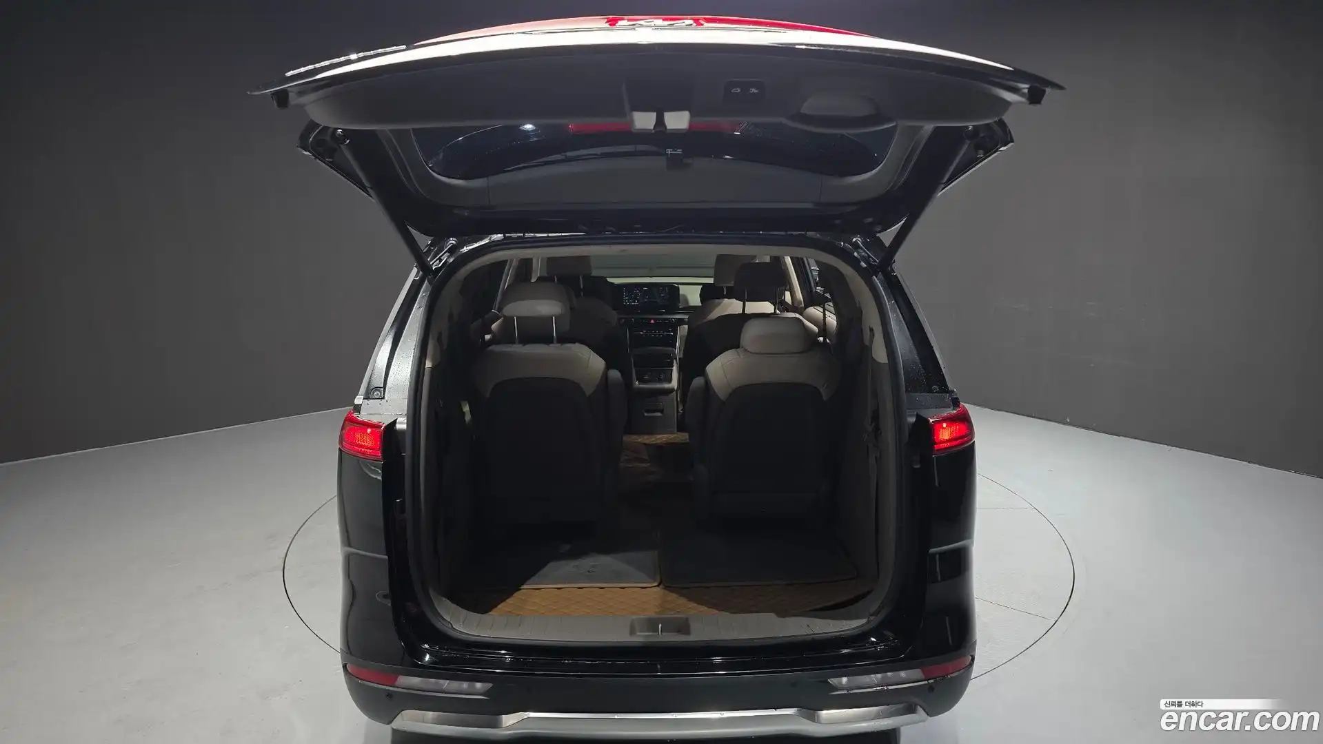 Canival Kia 2022.6-OPTION-024