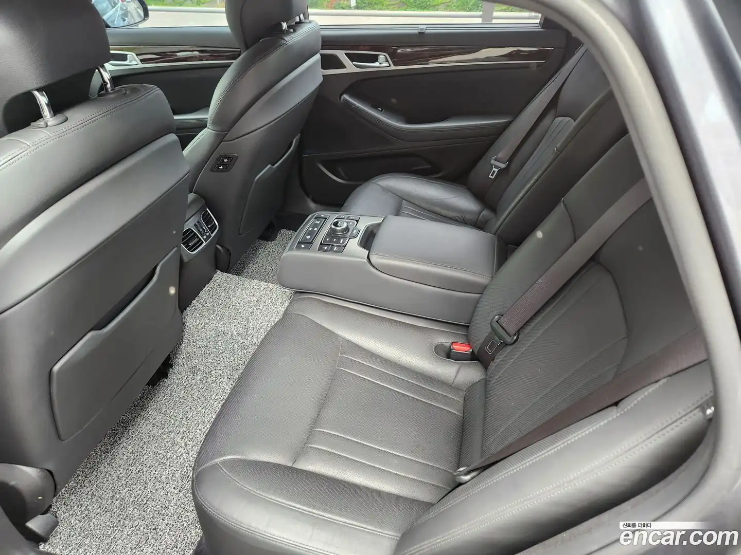 Genesis Hyundai 2014.9-OPTION-016