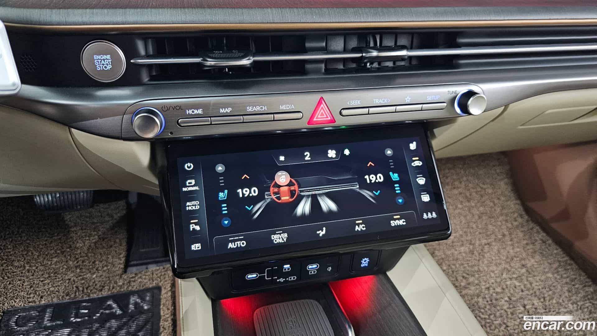 Grandeur Hyundai 2024.9-OPTION-024