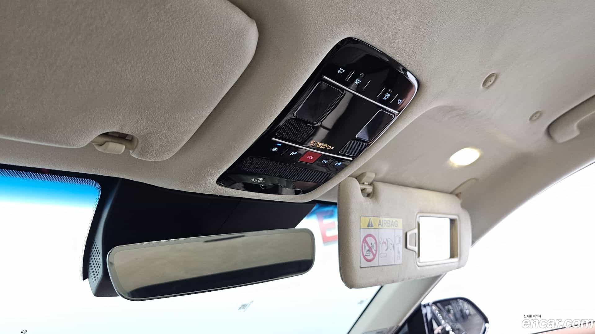 Grandeur Hyundai 2024.9-OPTION-047