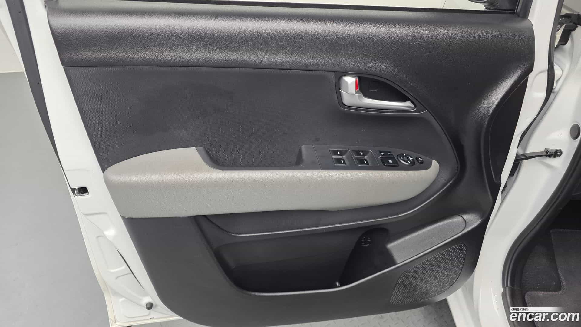 RAY Kia 2023.10-INNER-034