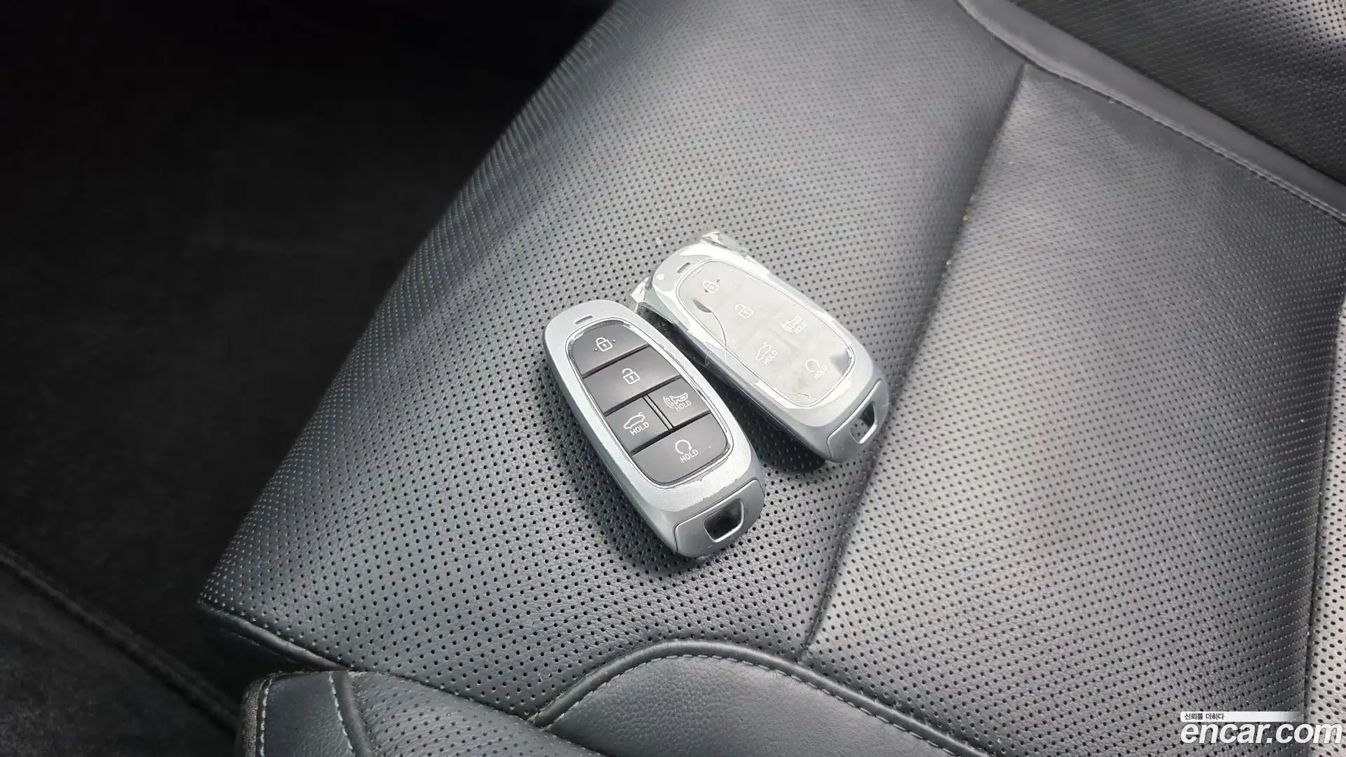 Grandeur Hyundai 2022.4-OPTION-022