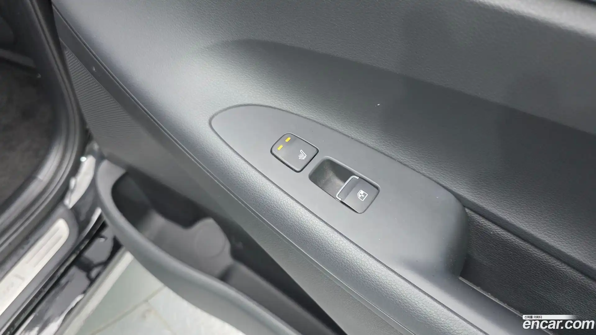 Grandeur Hyundai 2022.4-OPTION-023