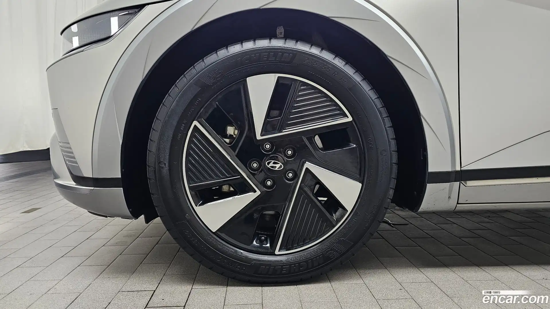 Ioniq5 Hyundai 2024.4-OUTER-005