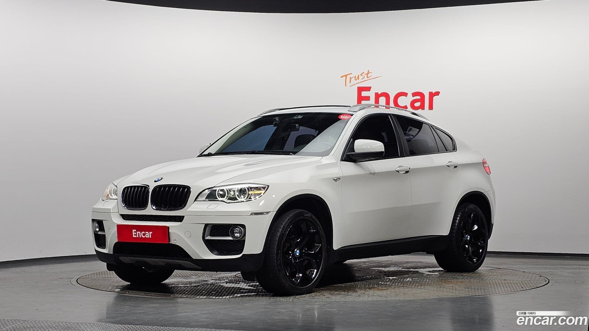 Main__Slider__Photo:X6 BMW 2013.11-0