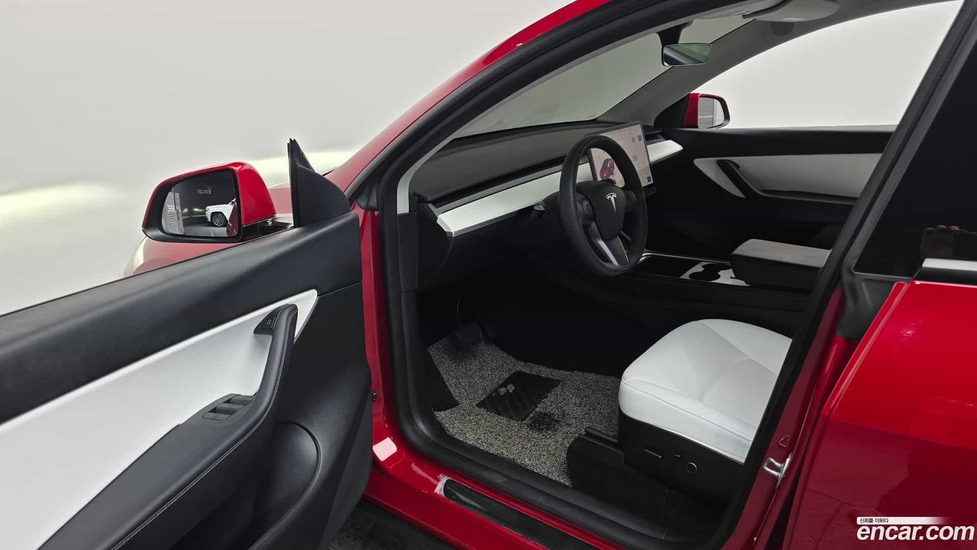 Model Y Tesla 2022.5-INNER-010