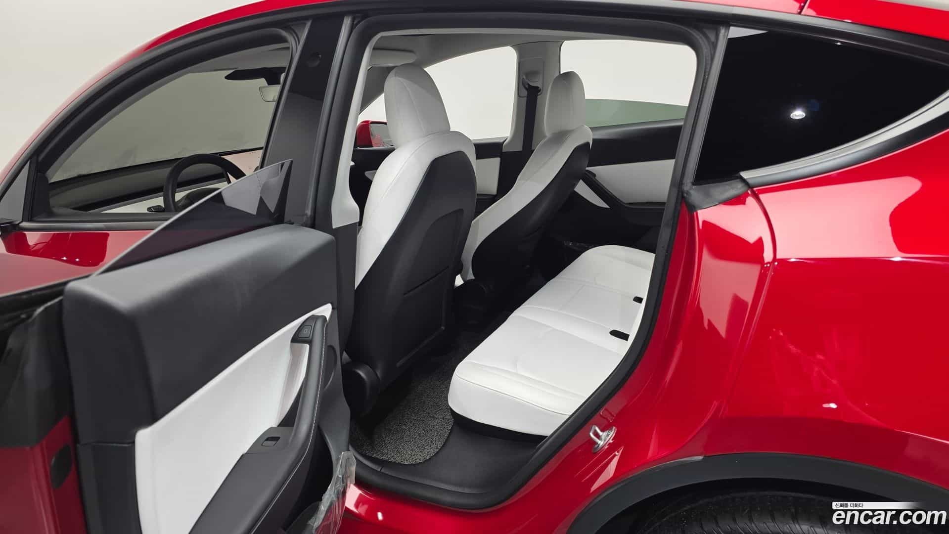 Model Y Tesla 2022.5-OPTION-015