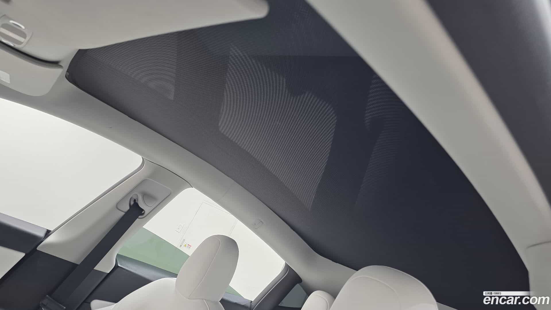 Model Y Tesla 2022.5-OPTION-020