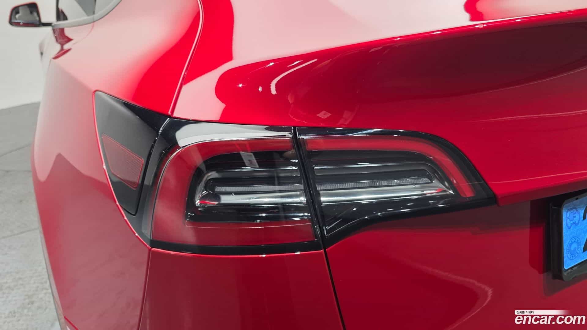 Model Y Tesla 2022.5-OUTER-033