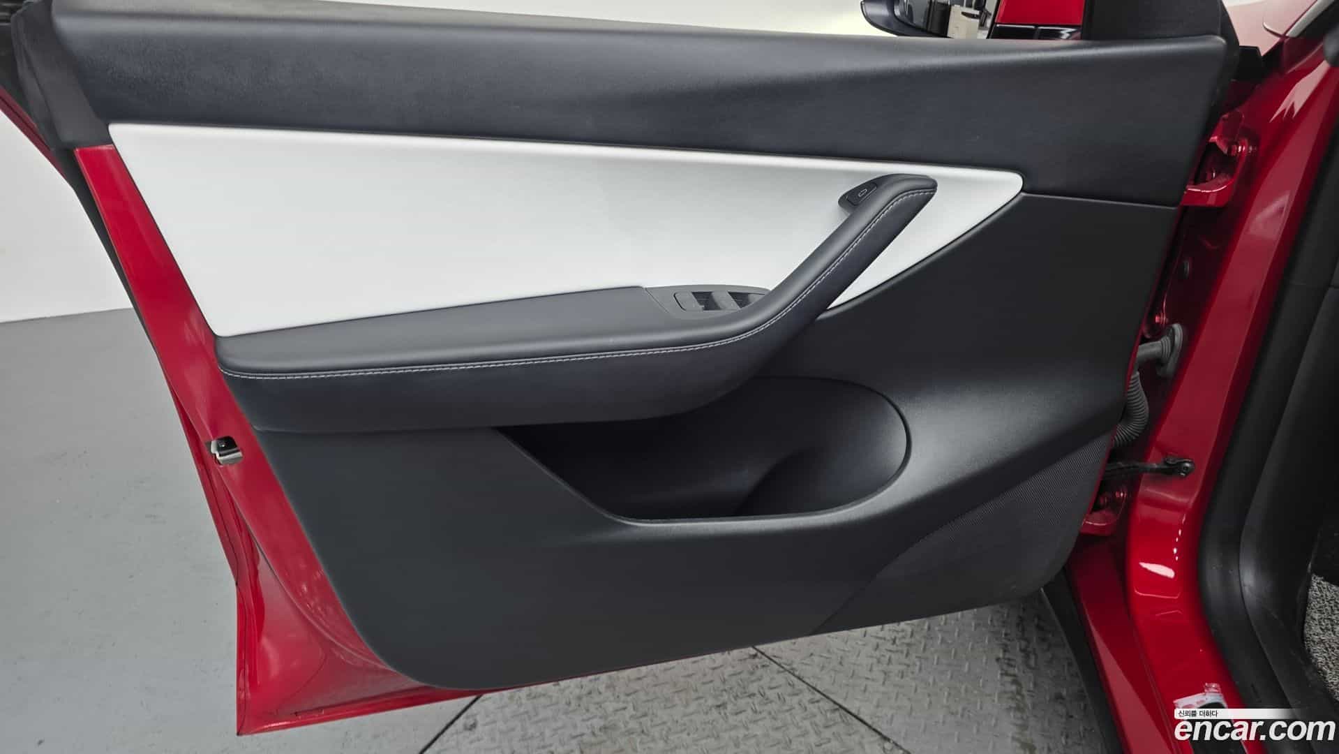 Model Y Tesla 2022.5-INNER-034