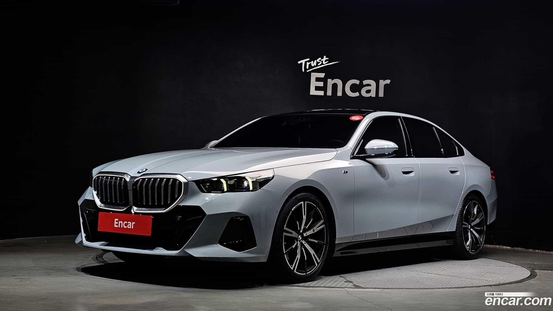 5-Series BMW 2024.4-OUTER-001