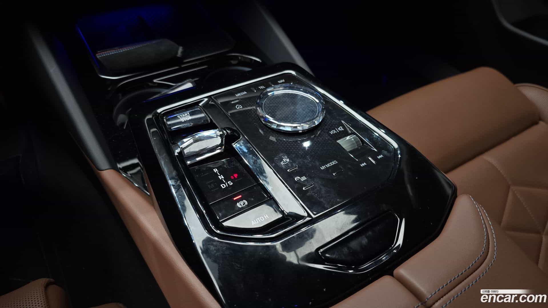 5-Series BMW 2024.4-INNER-009