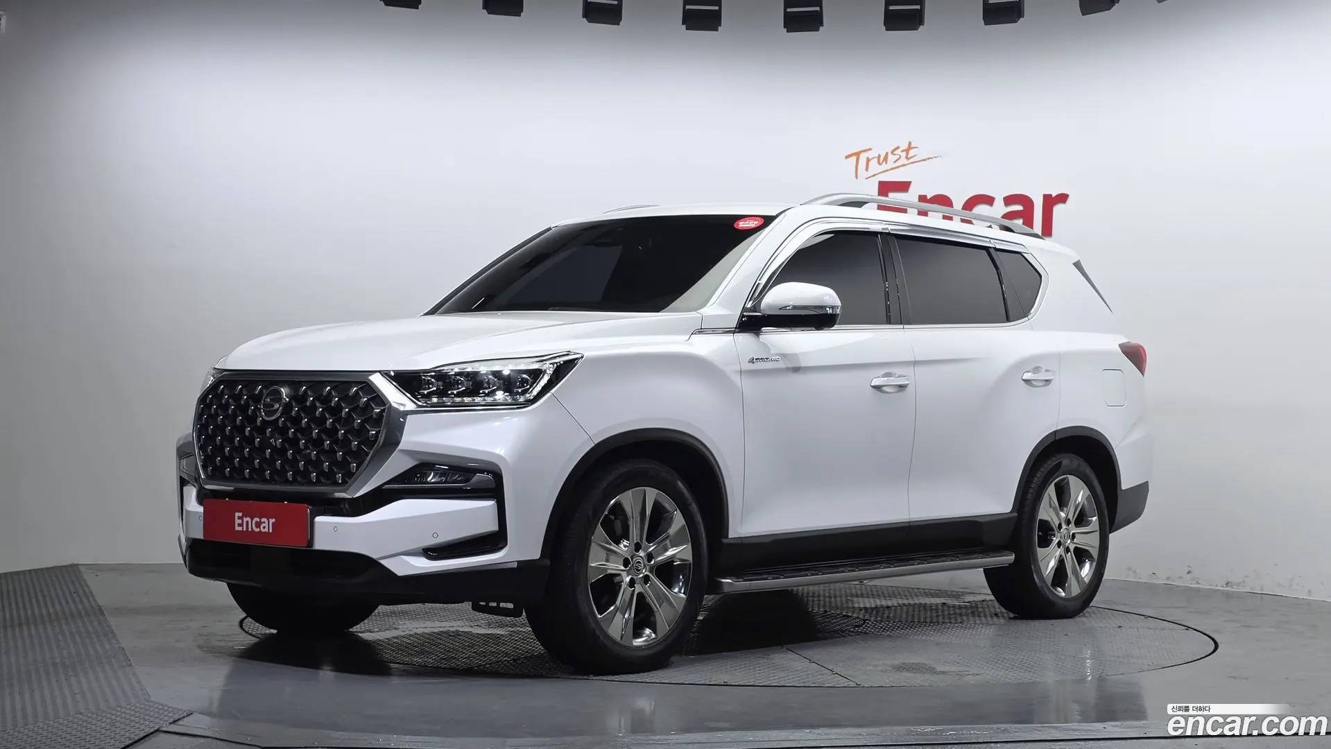 Main__Slider__Photo:Rexton KG Mobility 2021.11-0