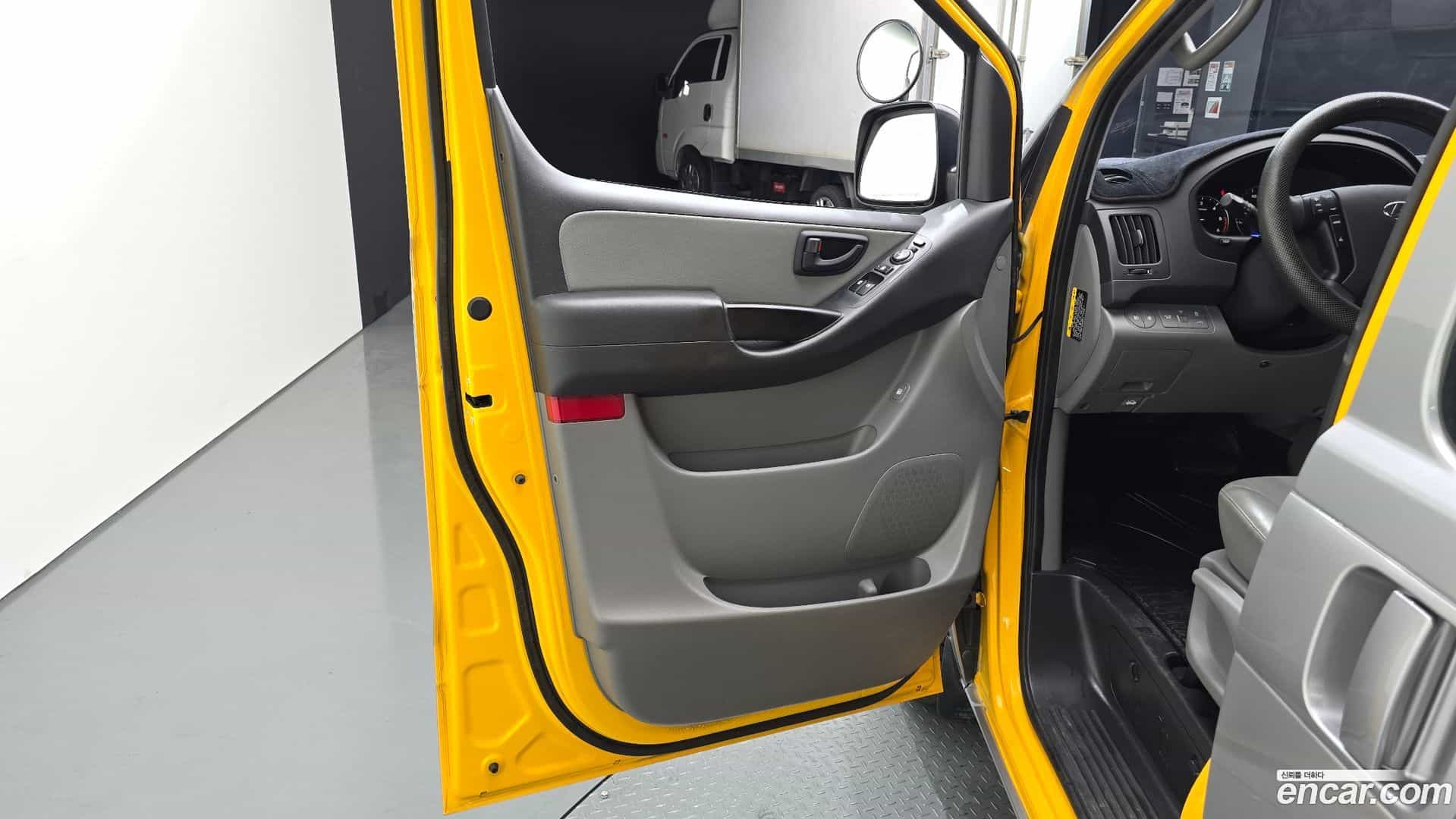 Starex Hyundai 2020.7-INNER-034