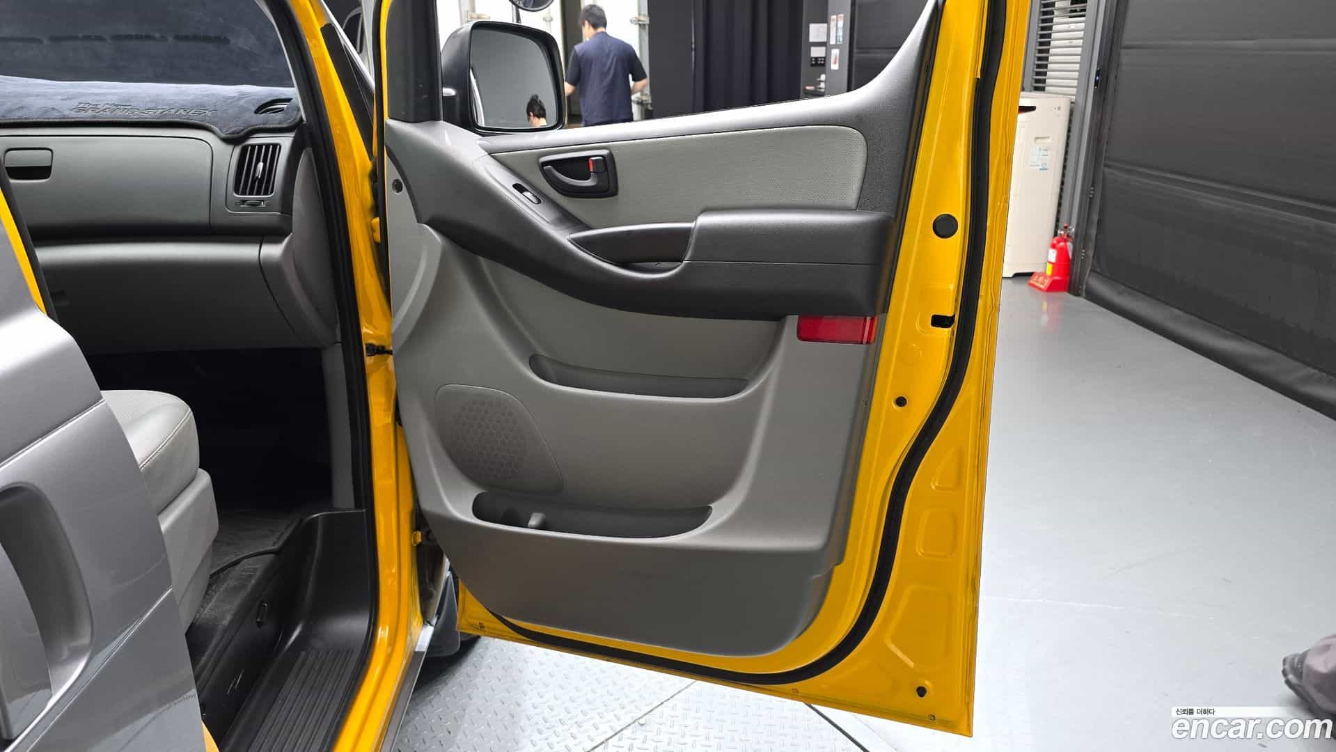 Starex Hyundai 2020.7-INNER-035