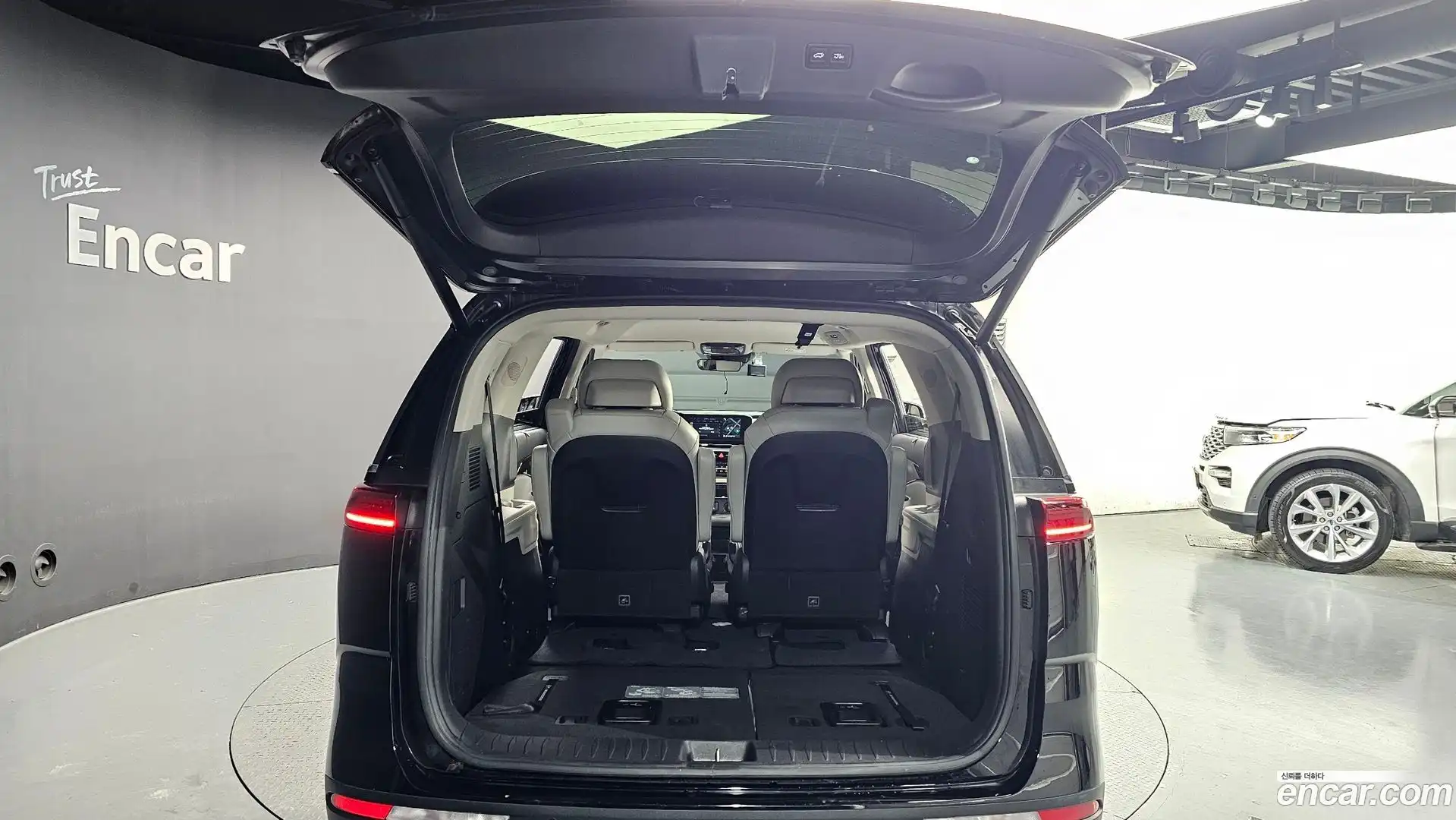Canival Kia 2021.5-OPTION-024
