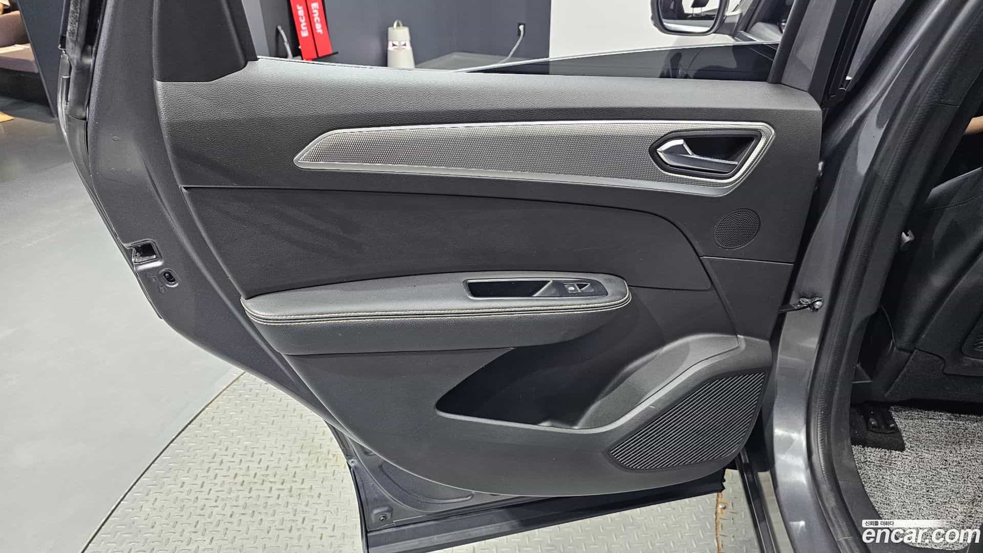 XM3 Renault Korea 2024.0-INNER-035