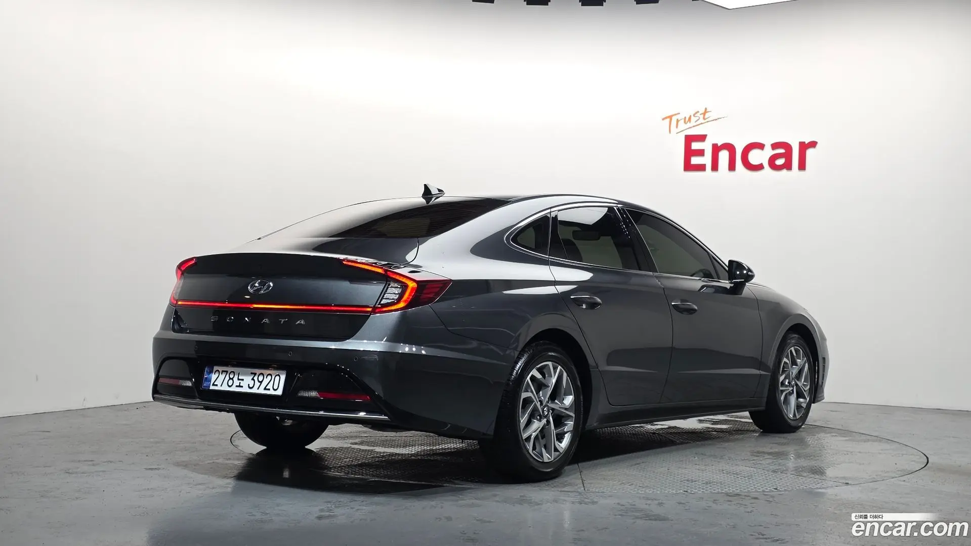 Main__Slider__Photo:Sonata Hyundai 2022.4-1