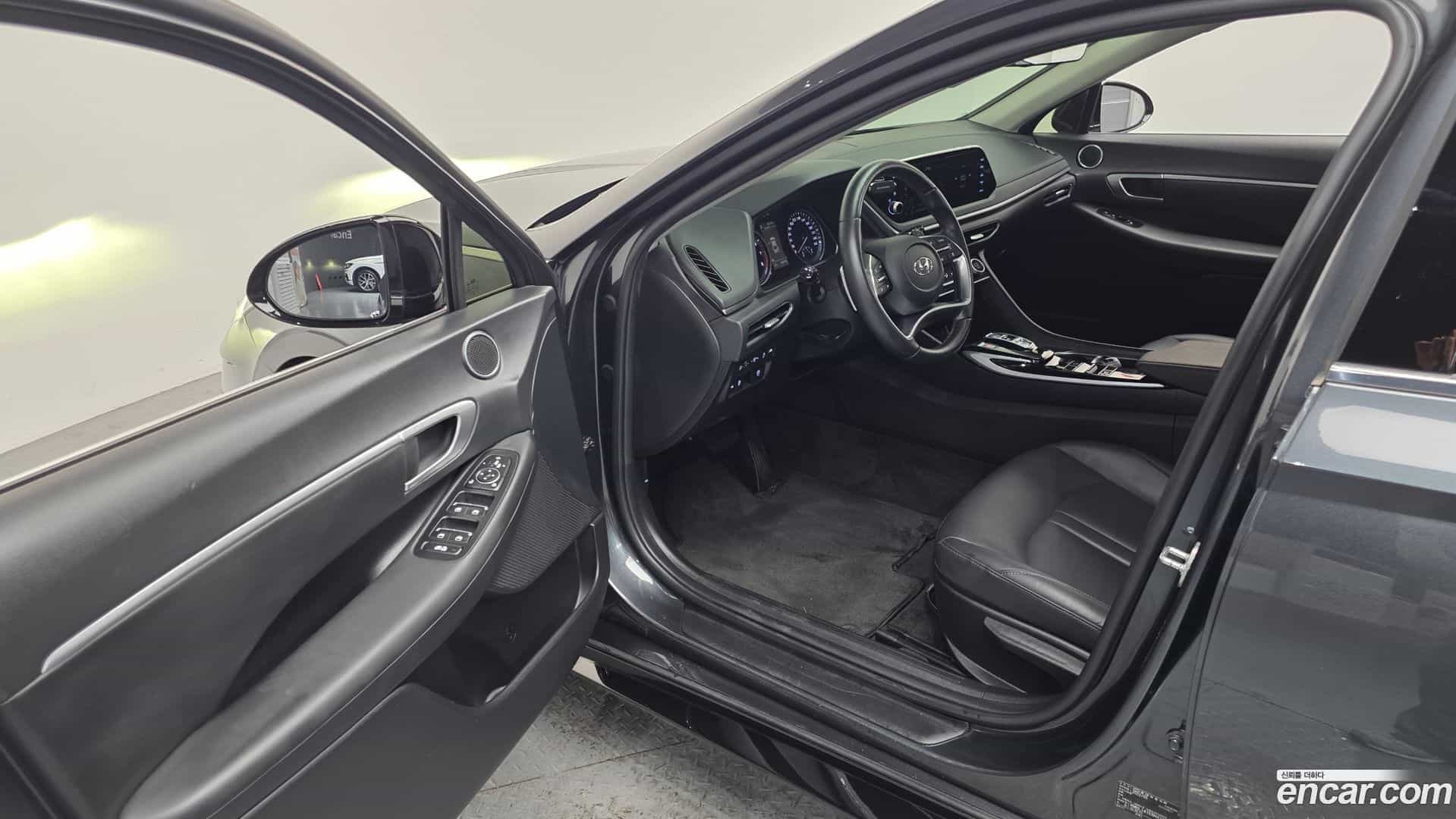 Sonata Hyundai 2022.4-INNER-010