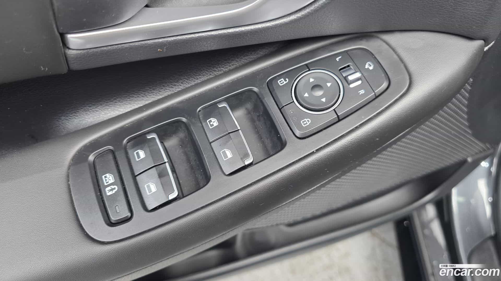 Sonata Hyundai 2022.4-OPTION-043