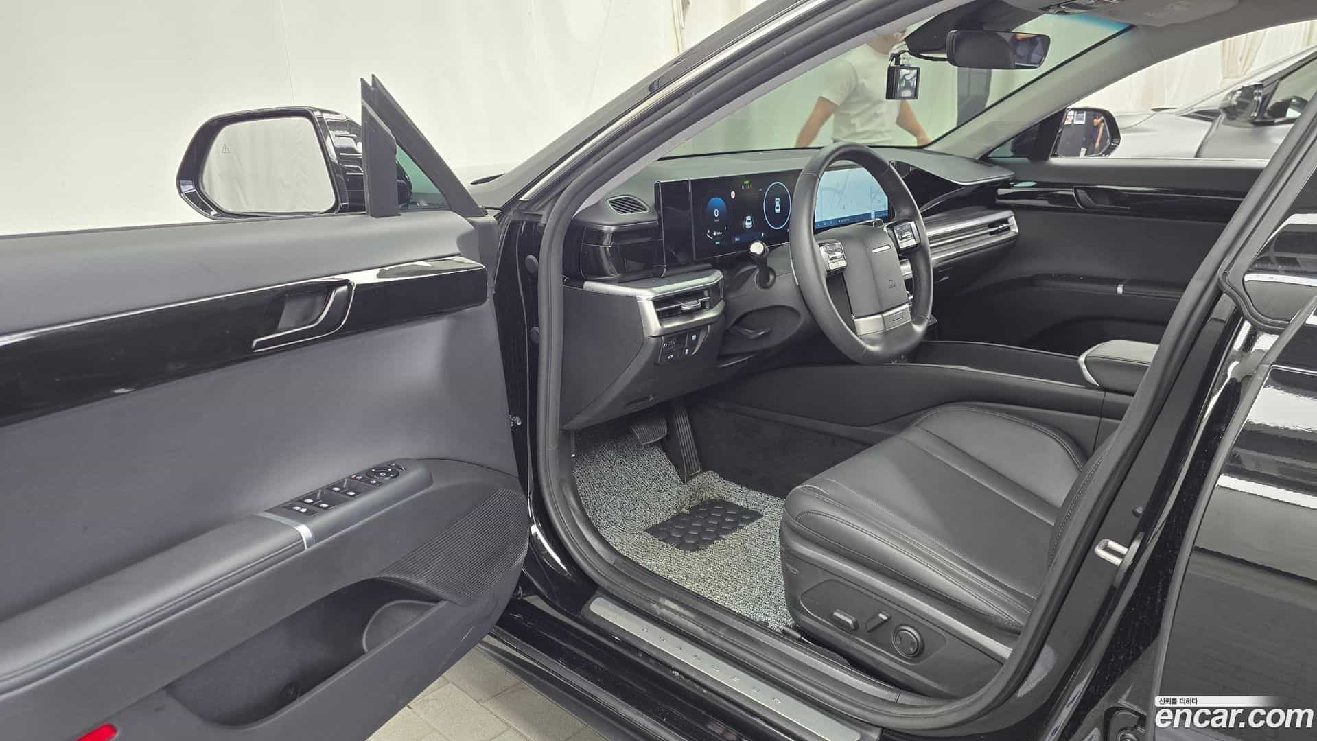 Grandeur Hyundai 2023.8-INNER-010