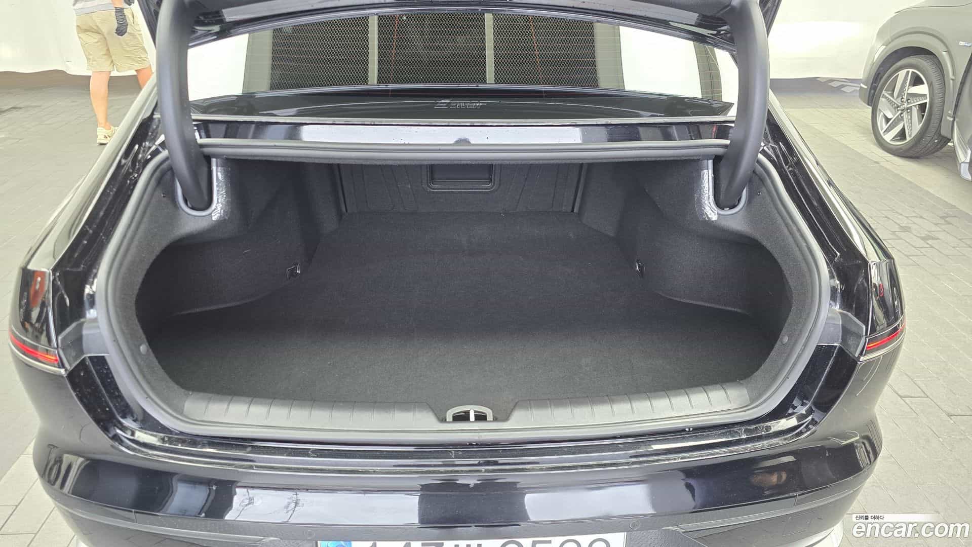 Grandeur Hyundai 2023.8-OPTION-024