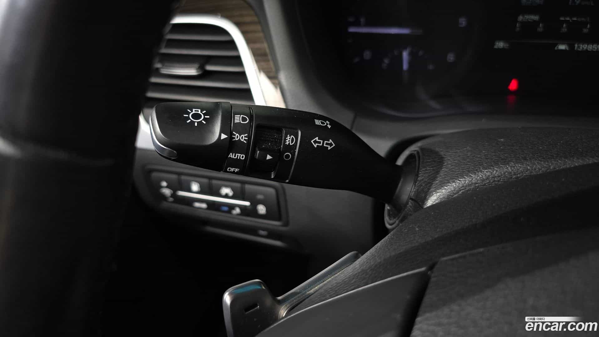 G80 Genesis 2019.2-OPTION-040