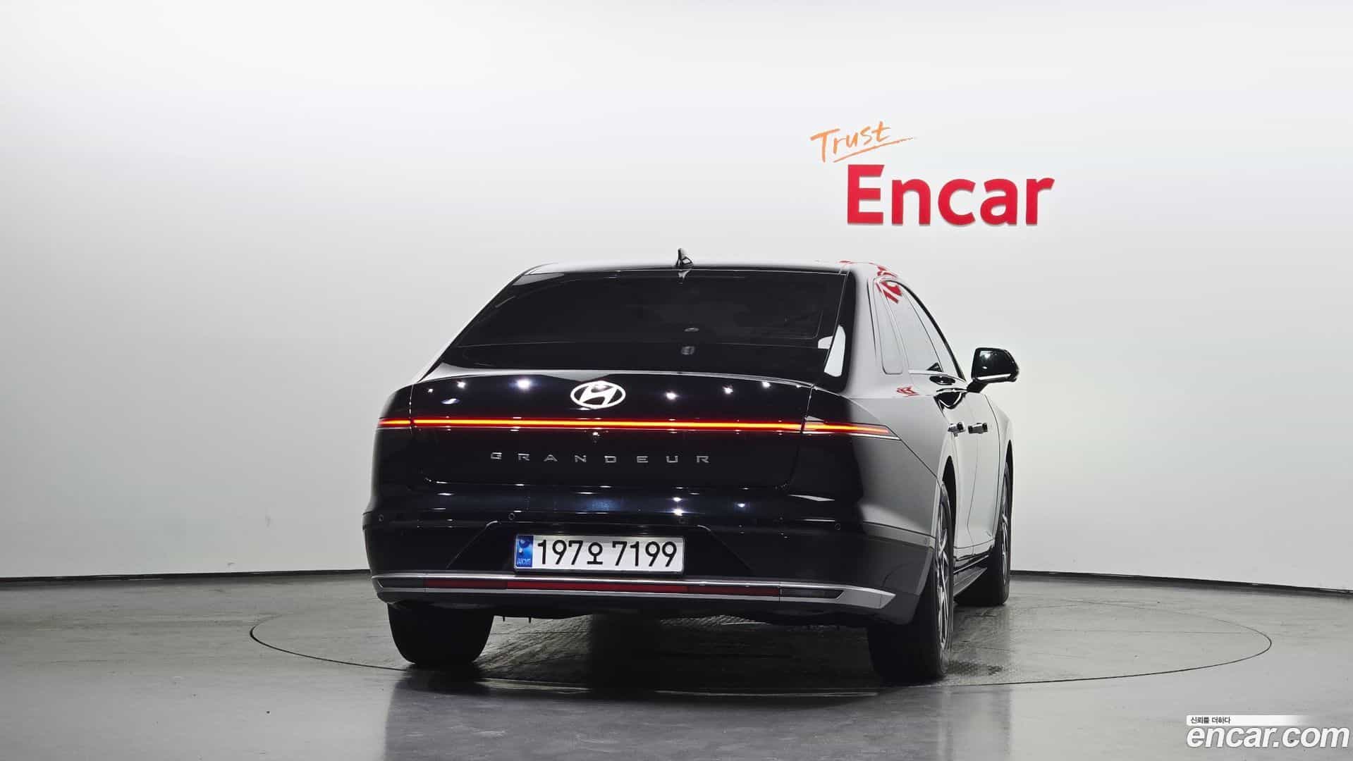 Grandeur Hyundai 2023.6-OUTER-004