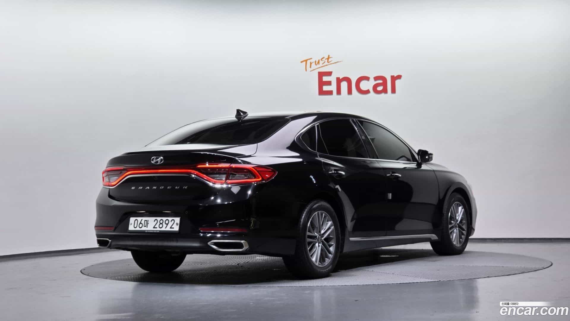 Grandeur Hyundai 2018.8-OUTER-002