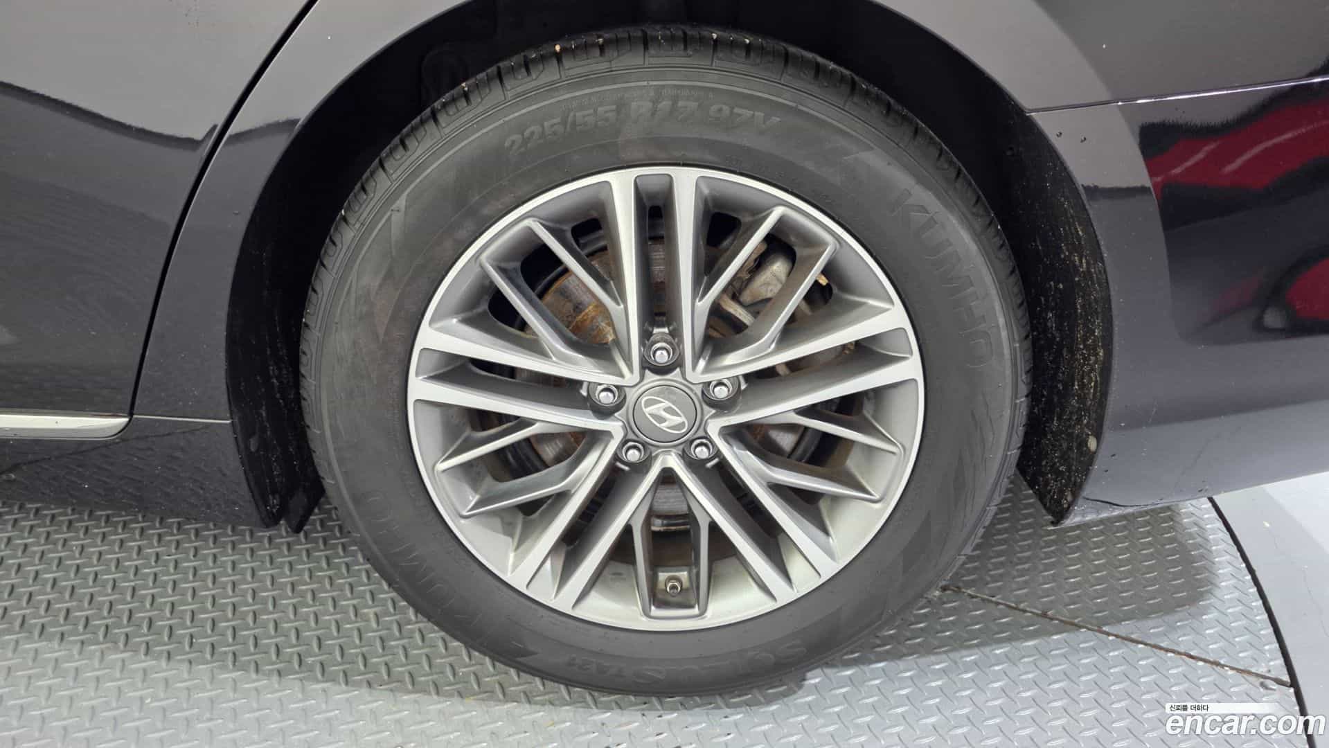 Grandeur Hyundai 2018.8-OUTER-031