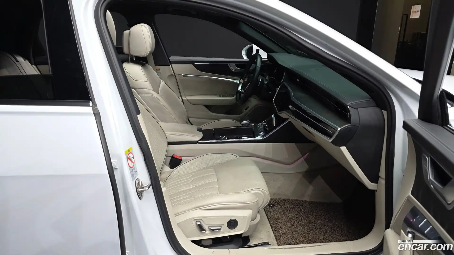 A6 Audi 2022.6-OPTION-015