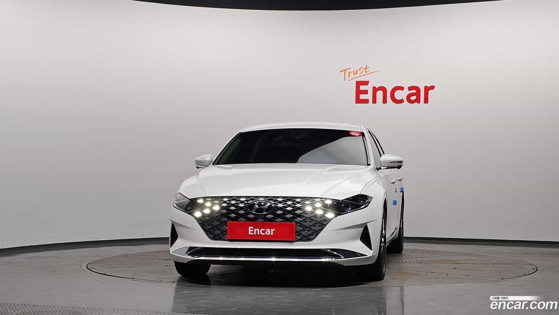Grandeur Hyundai 2021.3-OUTER-003