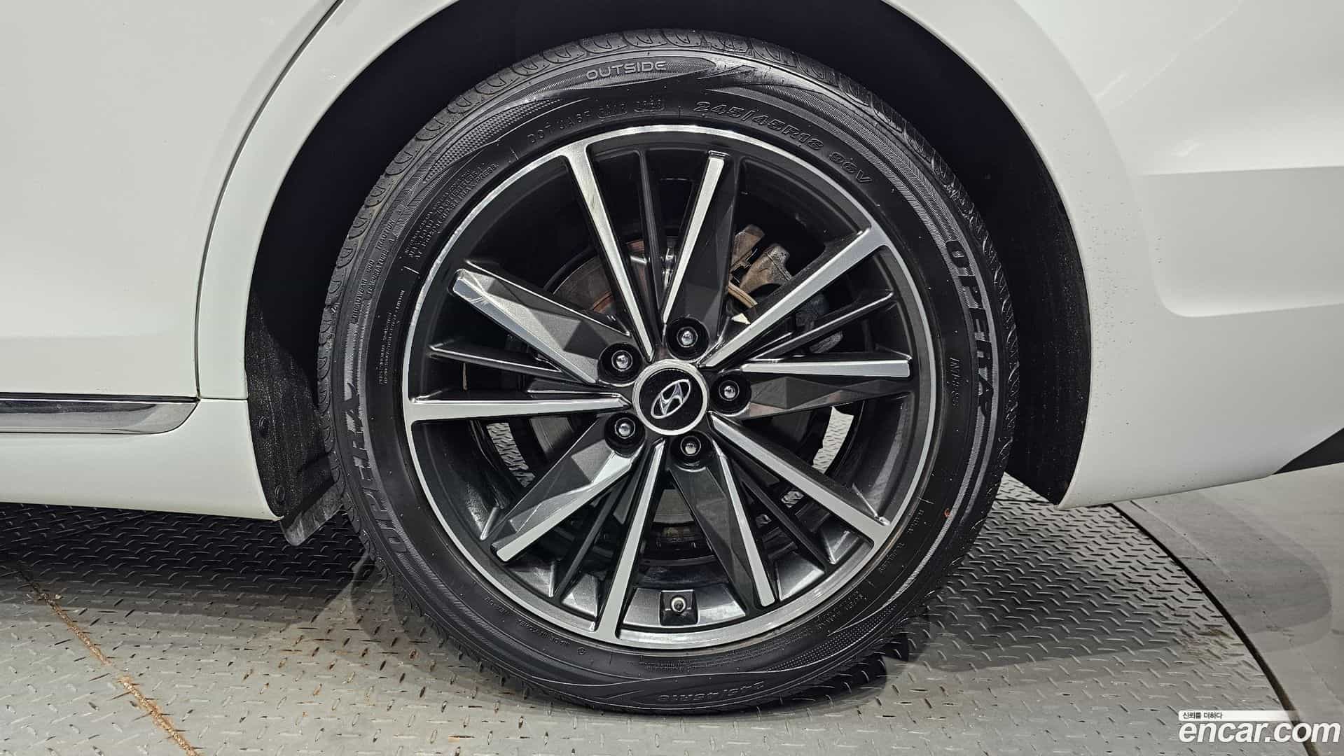 Grandeur Hyundai 2021.3-OUTER-031