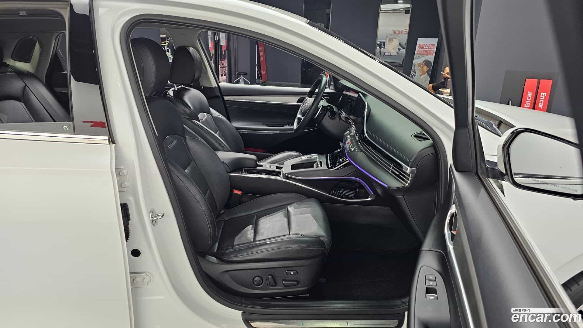 Grandeur Hyundai 2021.3-INNER-036