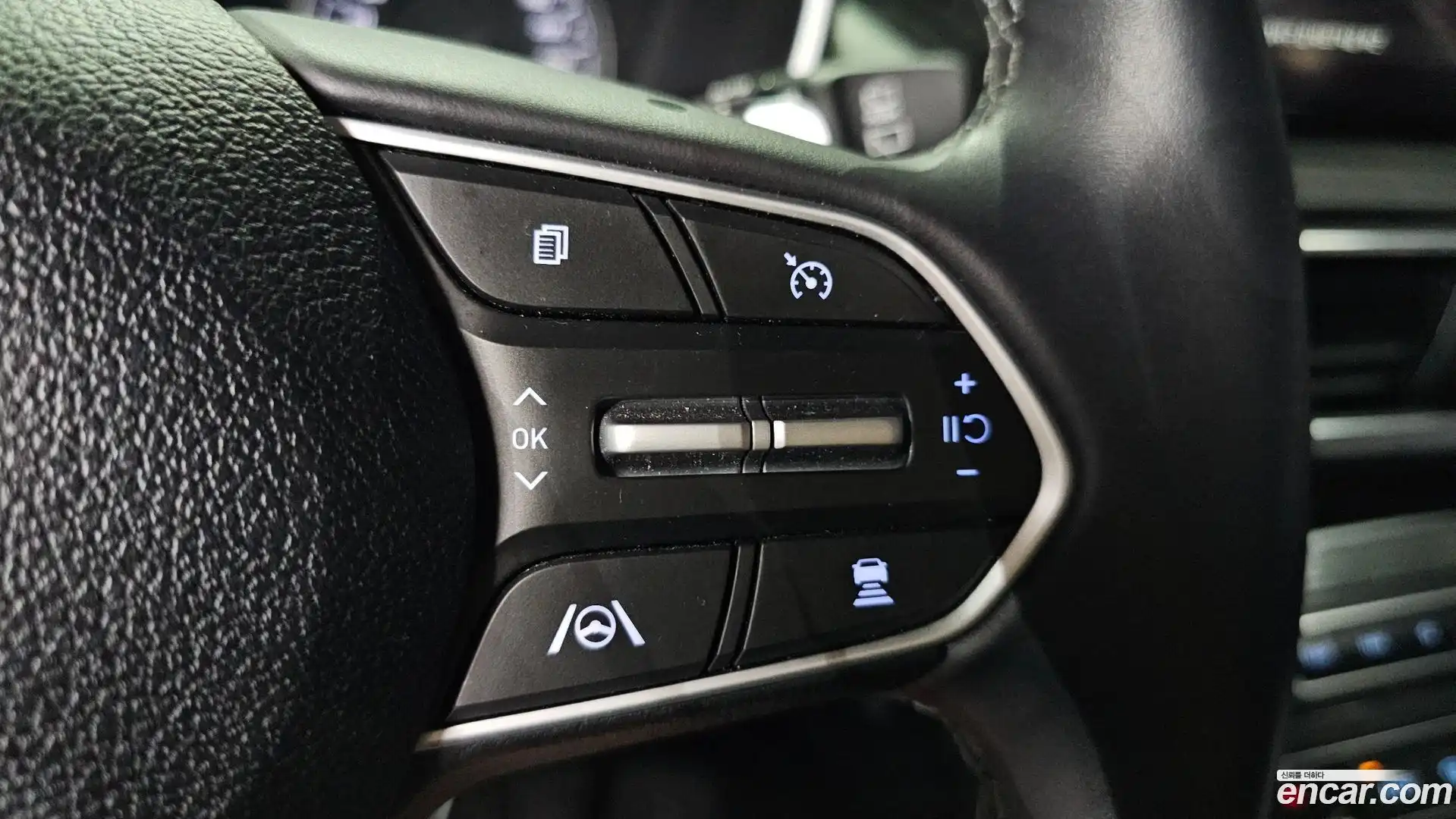 Santafe Hyundai 2023.0-OPTION-020