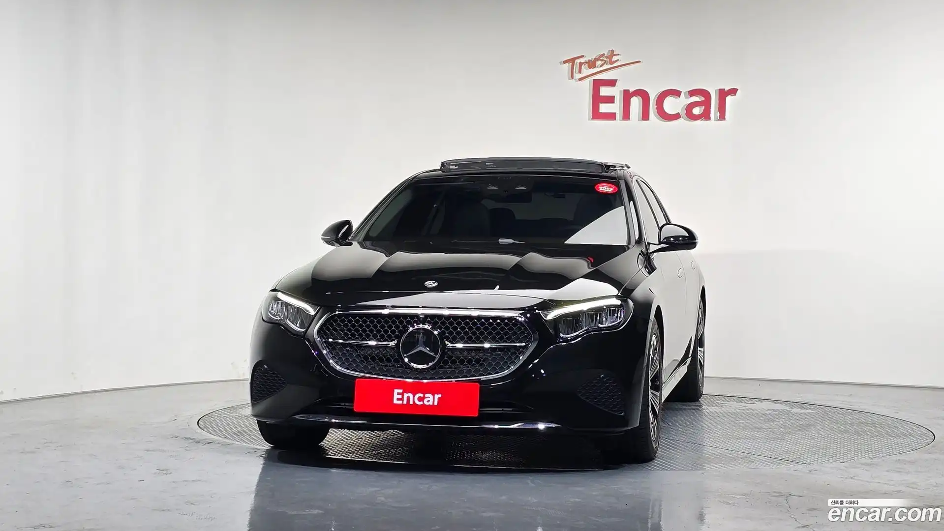 E-Class Mercedes-Benz 2025.5-OUTER-003