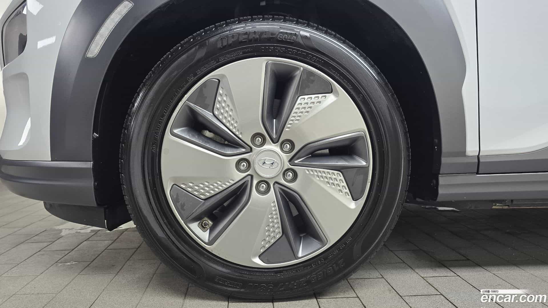 Kona Hyundai 2018.10-OUTER-005