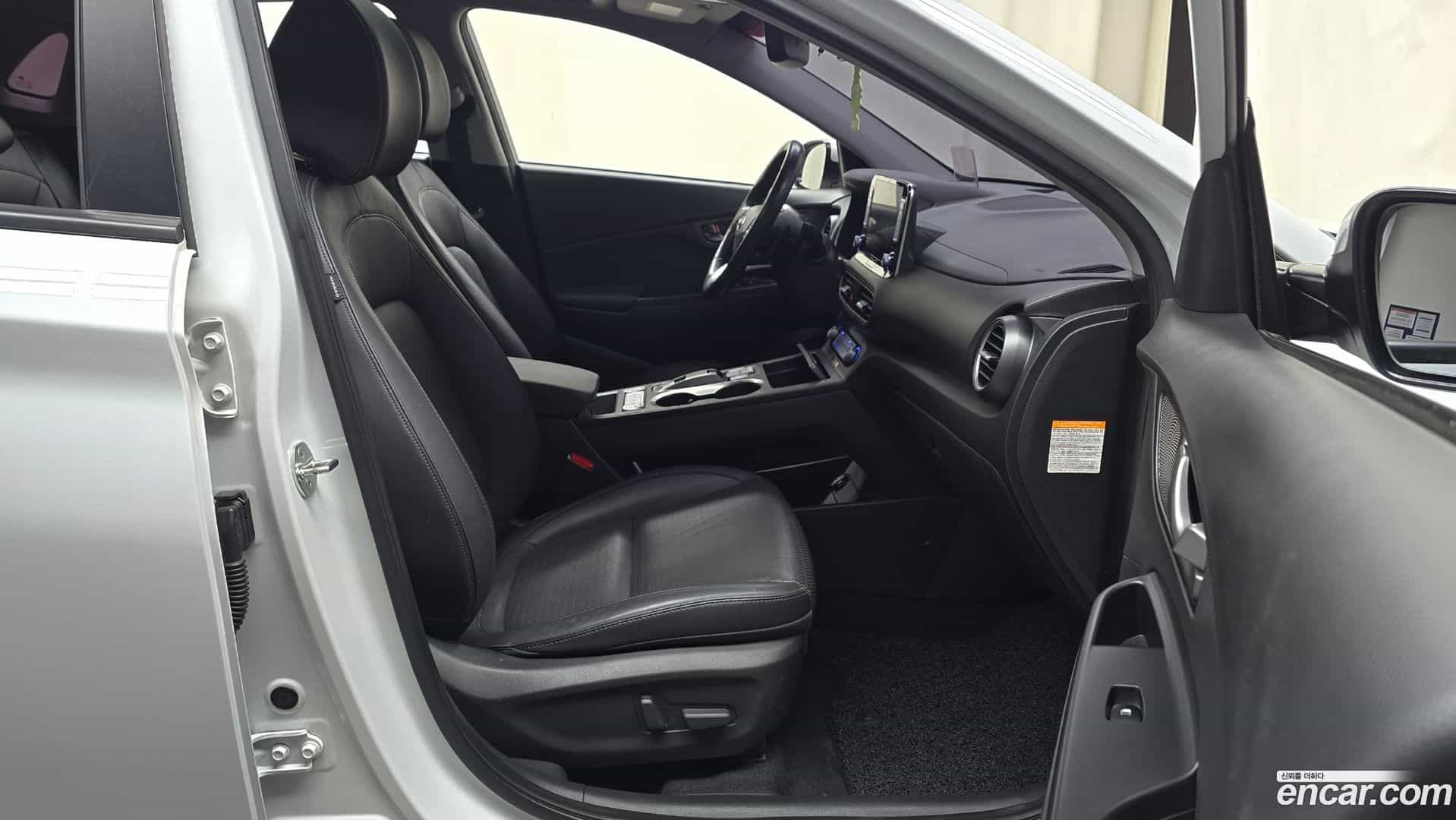 Kona Hyundai 2018.10-INNER-036