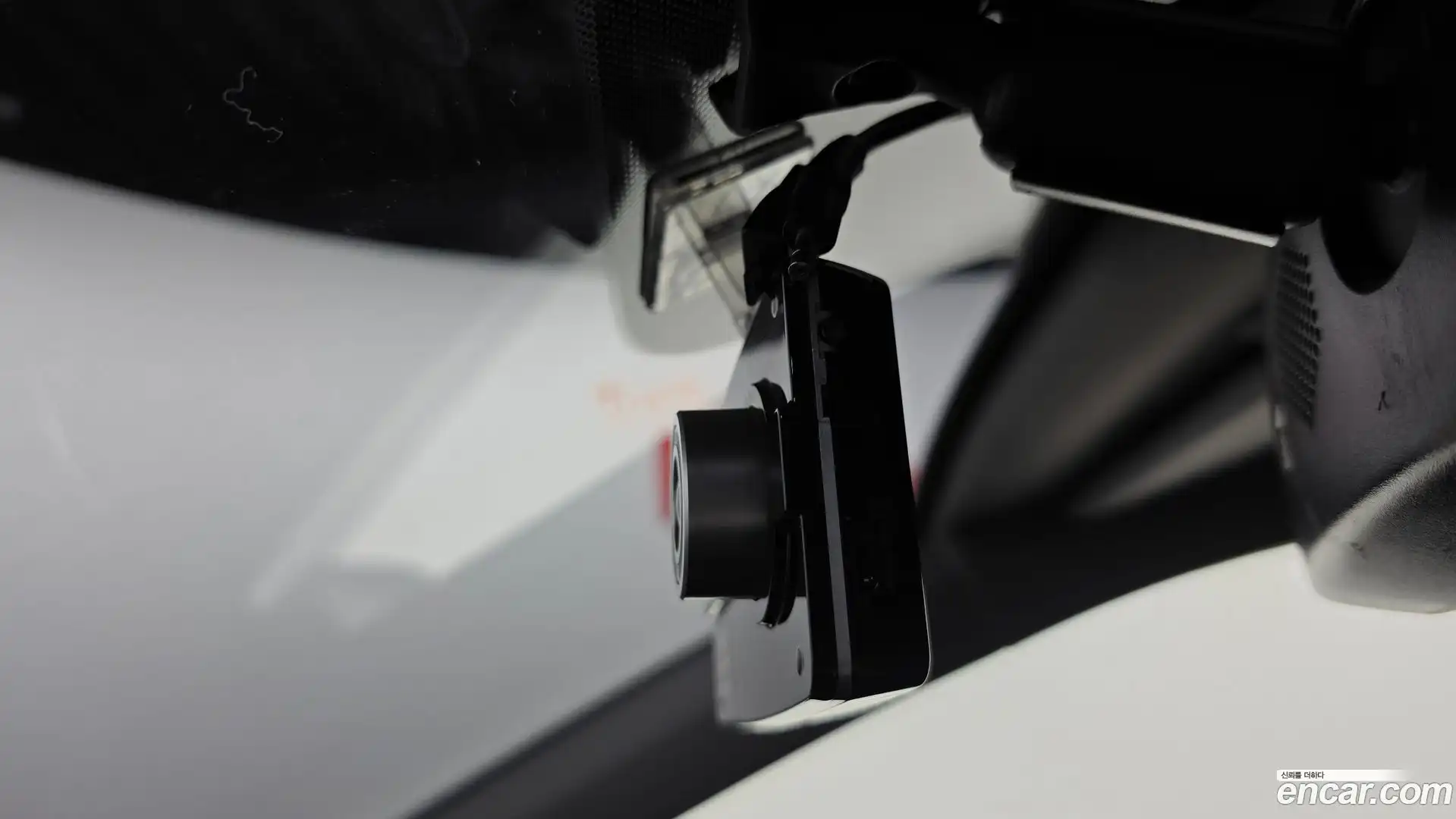 AVANTE Hyundai 2017.2-OPTION-043