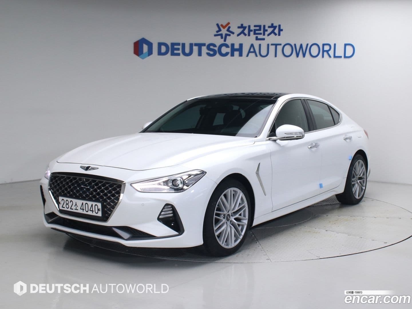 Main__Slider__Photo:G70 Genesis 2019.8-0