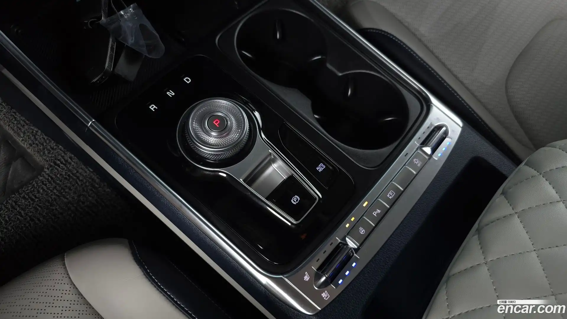 Canival Kia 2025.4-INNER-009