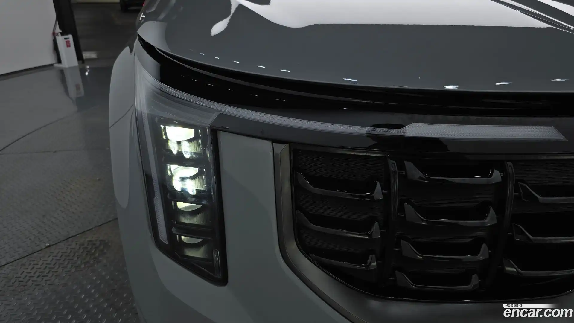 Canival Kia 2025.4-OUTER-032