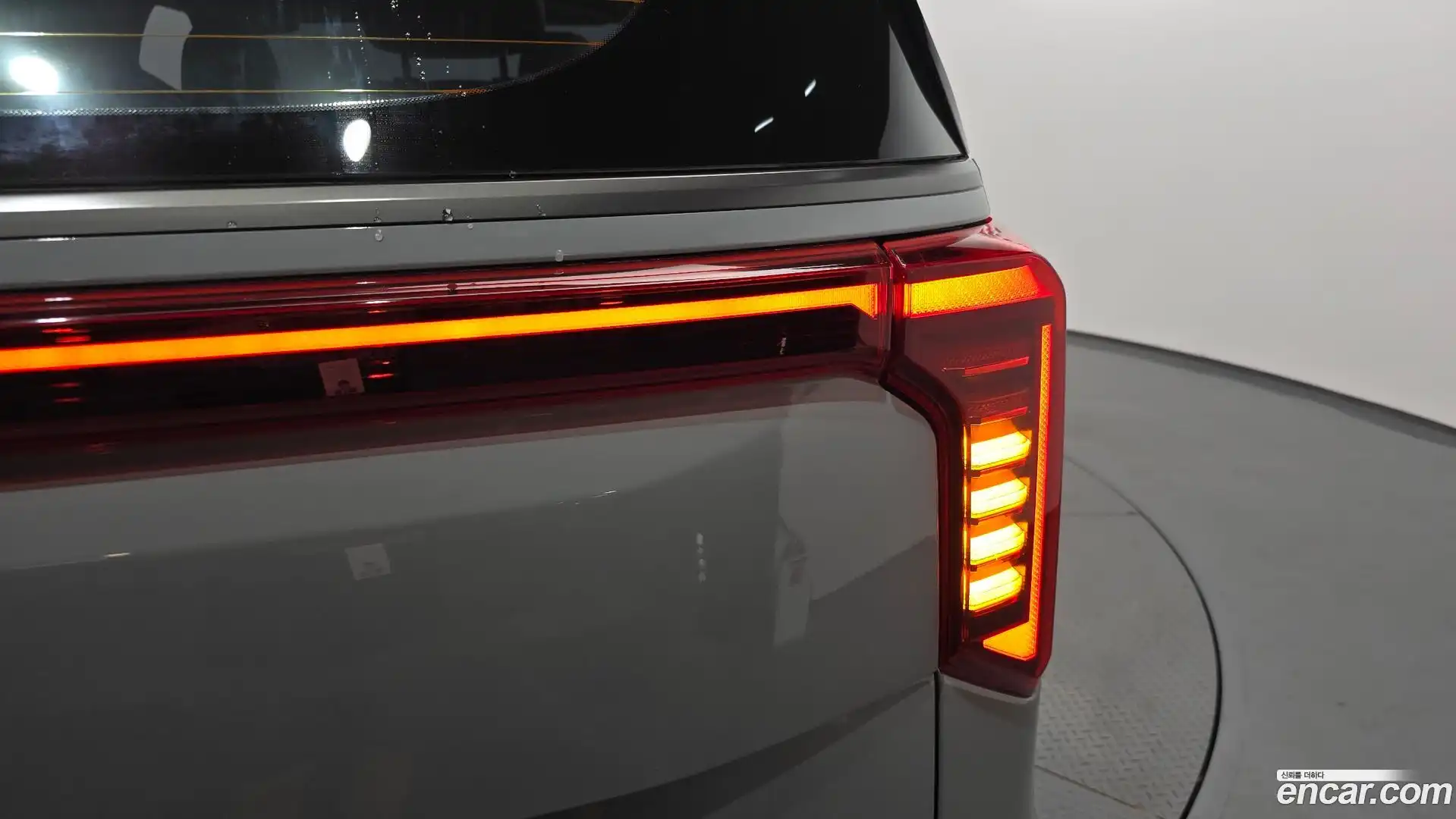Canival Kia 2025.4-OUTER-033