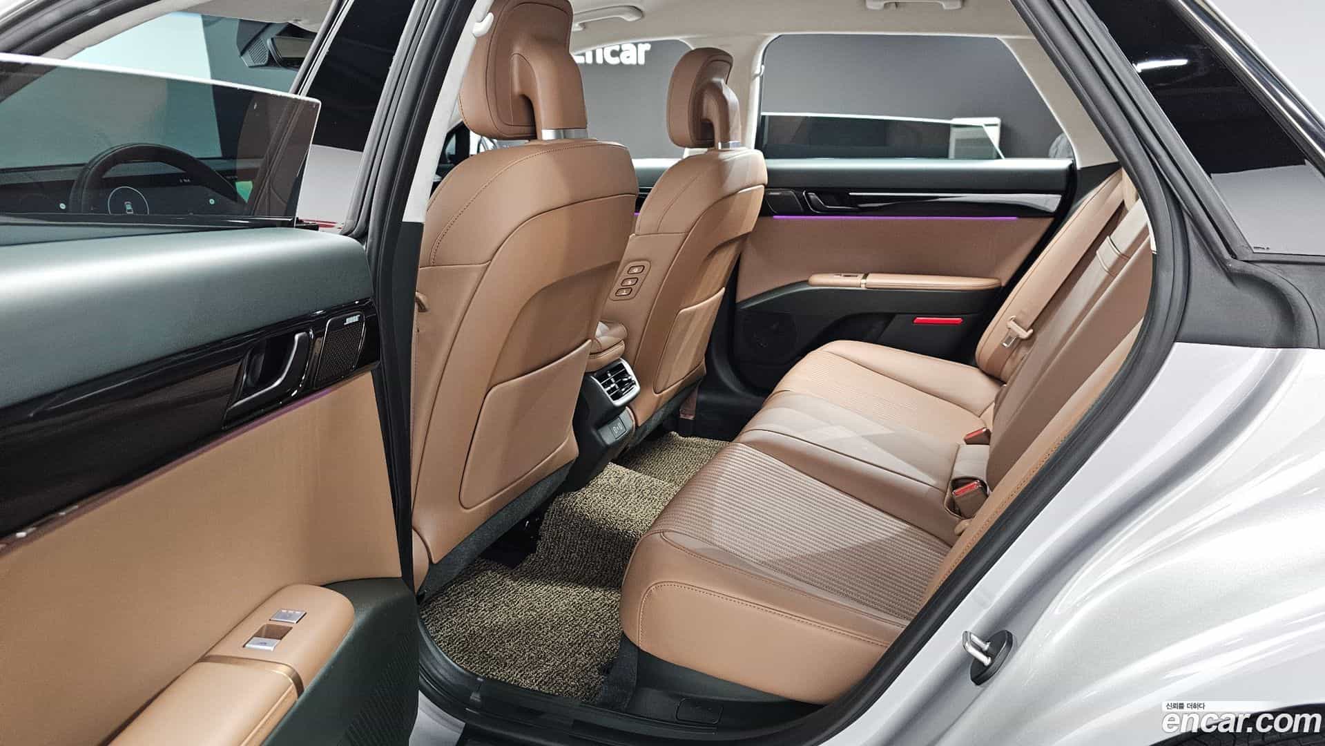 Grandeur Hyundai 2023.2-OPTION-015